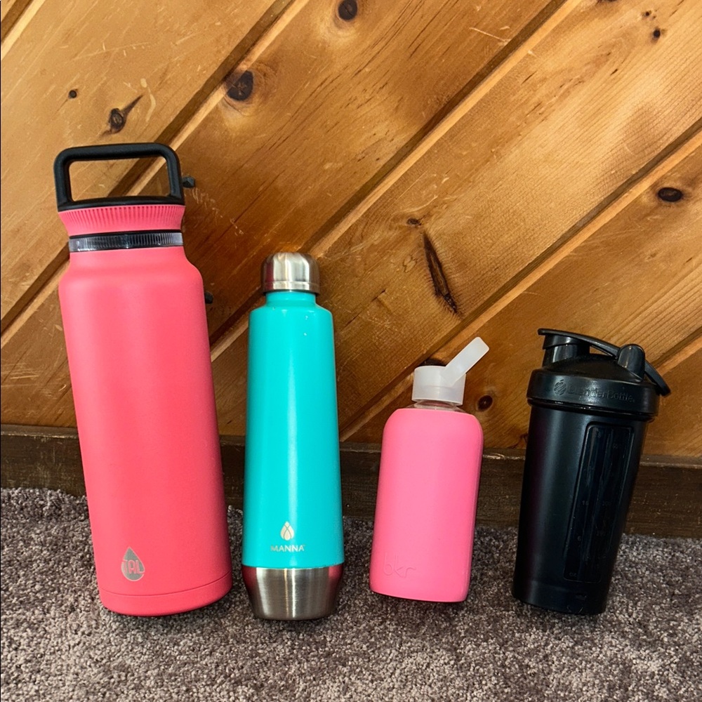 Glass and metal water bottle & blender bottle bundle